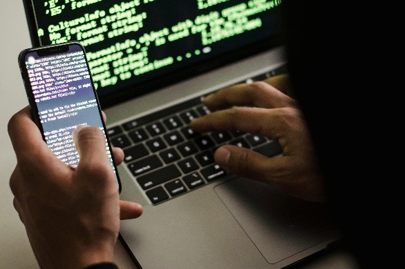 L’État victime d’une cyberattaque conduite par des hackers pro-russes islamistes