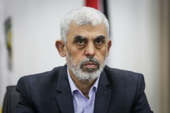 Ancien responsable américain : le chef du Hamas est entouré d'otages israéliens