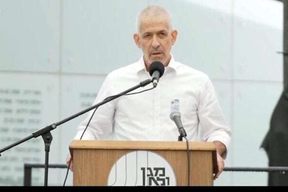 "Nous aurions pu l'empêcher" : le chef du Shin Bet souligne les échecs du 7 octobre dans son discours pour Yom HaZikaron