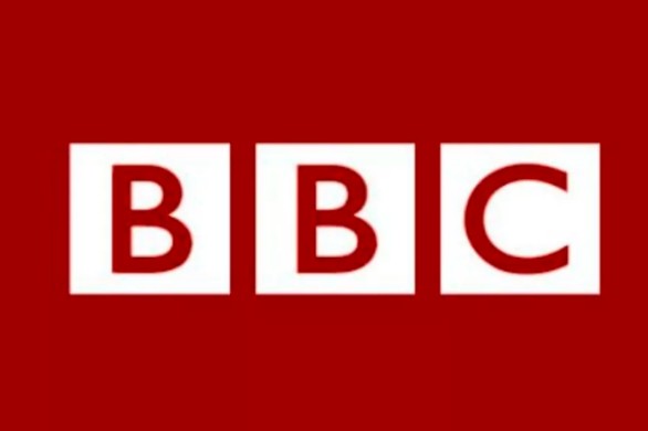 La BBC rejette l'appel du ministre britannique des Affaires étrangères à qualifier le Hamas de groupe terroriste