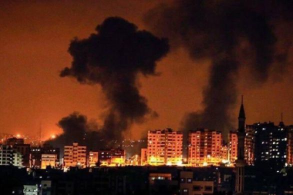 Tsahal frappe des positions du Hamas dans la bande de Gaza en riposte à des lancers de ballons incendiaires