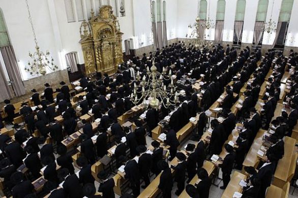 Les yeshivot et écoles orthodoxes resteront ouvertes mais avec des classes réduites