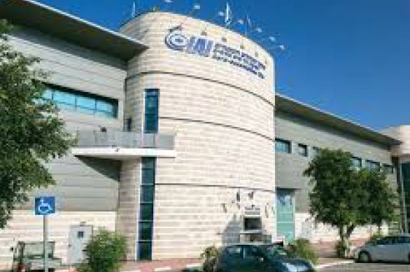 Un employé de l'Israel Aerospace Industries arrêté pour avoir tenté de vendre des pièces de moteur à réaction