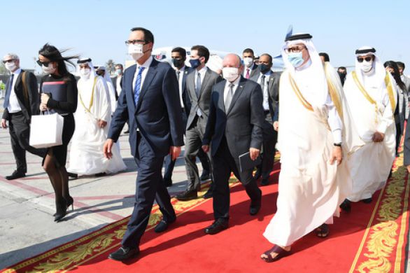 Chef de la délégation israélienne à Bahreïn: "Israël tend la main vers une paix véritable"