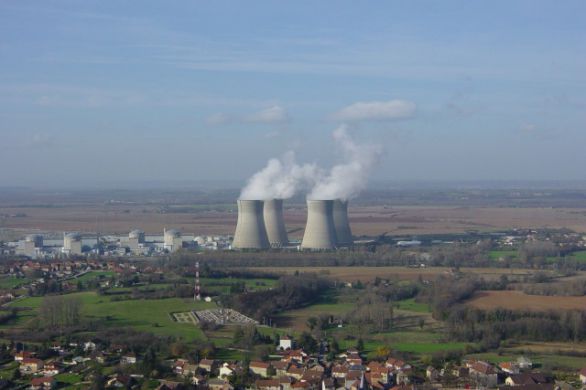 Les nouvelles centrifugeuses de Natanz "profondément préoccupantes" pour Paris, Londres et Berlin