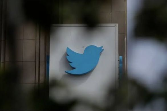 Les comptes Twitter et Facebook de Donald Trump suspendus après l'invasion du Capitole