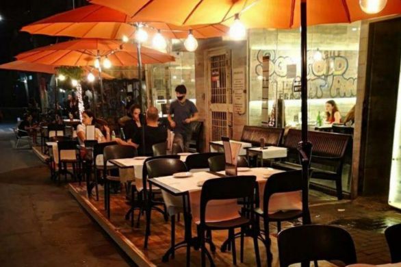 Covid-19 en Israël: les restaurants et les salles de réception rouvrent le 7 mars pour les vaccinés et personnes guéries