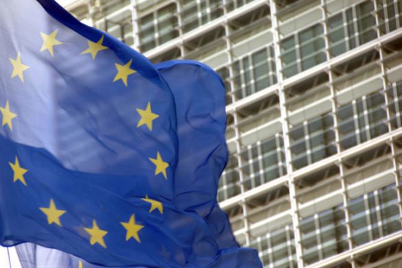 Covid-19: la Commission européenne lève le voile sur son passeport sanitaire