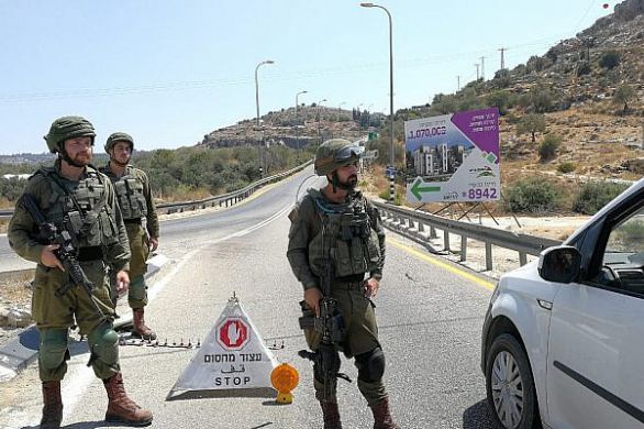 Un Palestinien tué après une tentative d'attaque à la voiture bélier contre des soldats israéliens
