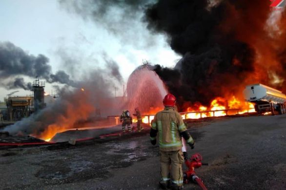 Une explosion dans une raffinerie à Téhéran provoque un immense incendie