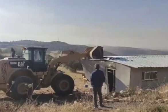 7 personnes arrêtées alors que la police des frontières démolissait un avant-poste juif en Judée-Samarie