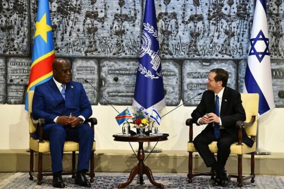 En Israël, le président congolais dit rechercher "une sécurité plus étroite et des liens agricoles"