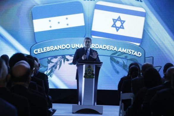 Le Président Juan Orlando Hernández inaugure l'ambassade d'Israël au Honduras