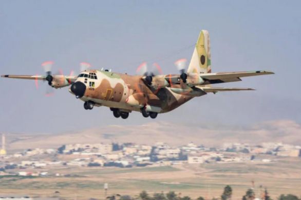 L'armée de l'air israélienne ordonne l'arrêt de l'entraînement après le quasi-crash d'un avion