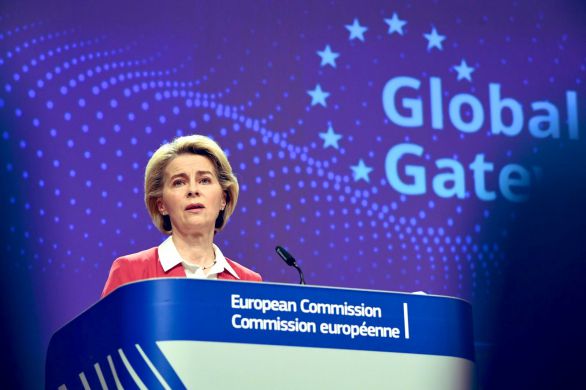 La présidente de la commission européenne allumera la 5e bougie de Hannouka à Bruxelles