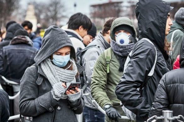 L'arrêté préfectoral rendant le masque obligatoire à l'extérieur à Paris suspendu